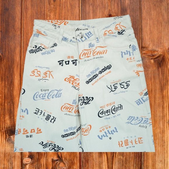 H&M Divided Women's Jeans Pants White Multi Language Coca Cola High Rise Size 2 - Picture 6 of 6